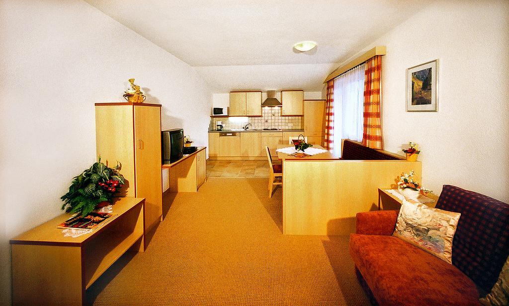 Gaestehaus Mrak Лангенфельд Номер фото