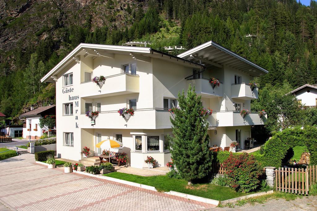 Gaestehaus Mrak Лангенфельд Экстерьер фото